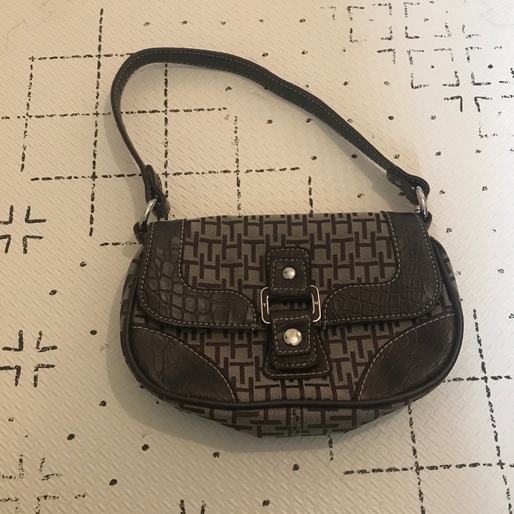 Tommy Hilfiger purse